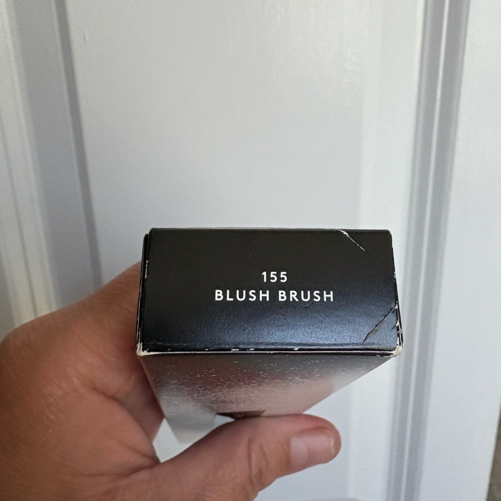 Fenty Beauty Blush Brush 155 Brand New and Factory Sealed. - Picture 5 of 6